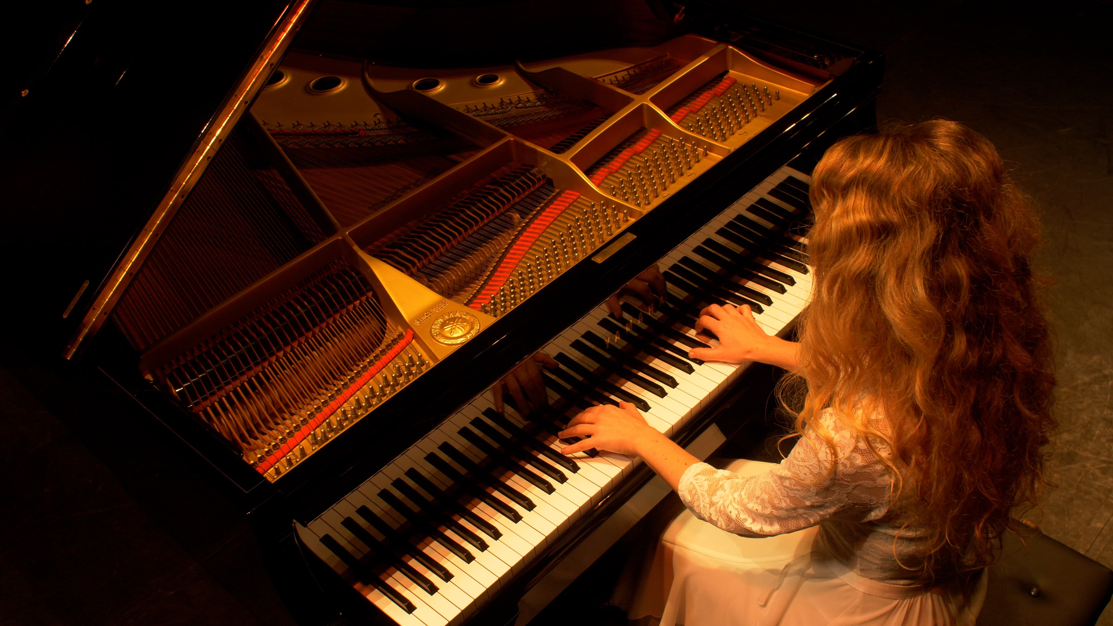 Neige Eternelle - Pauline MARTOS